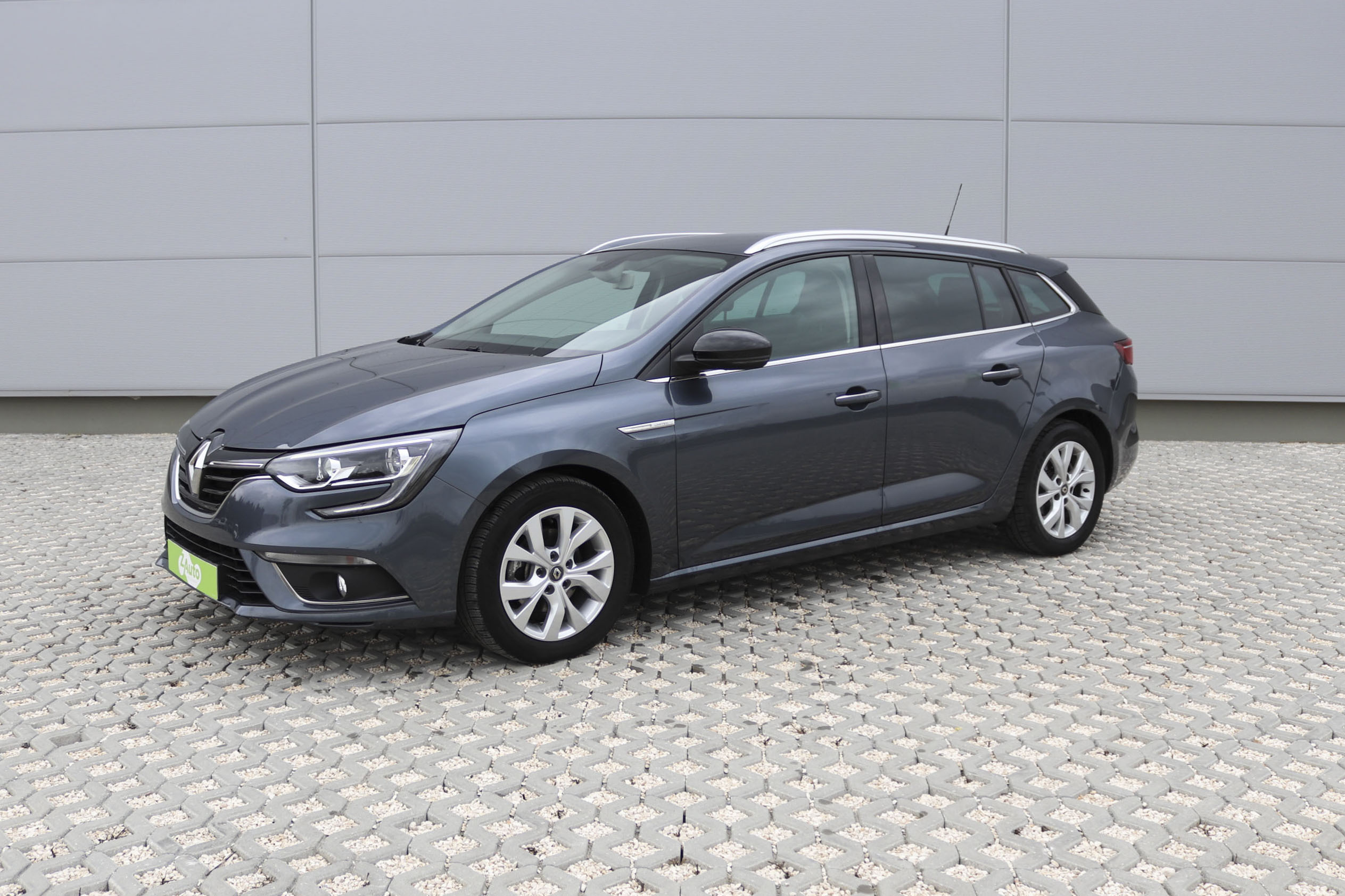 Renault Megane 4 ST Intense Blue dci 115