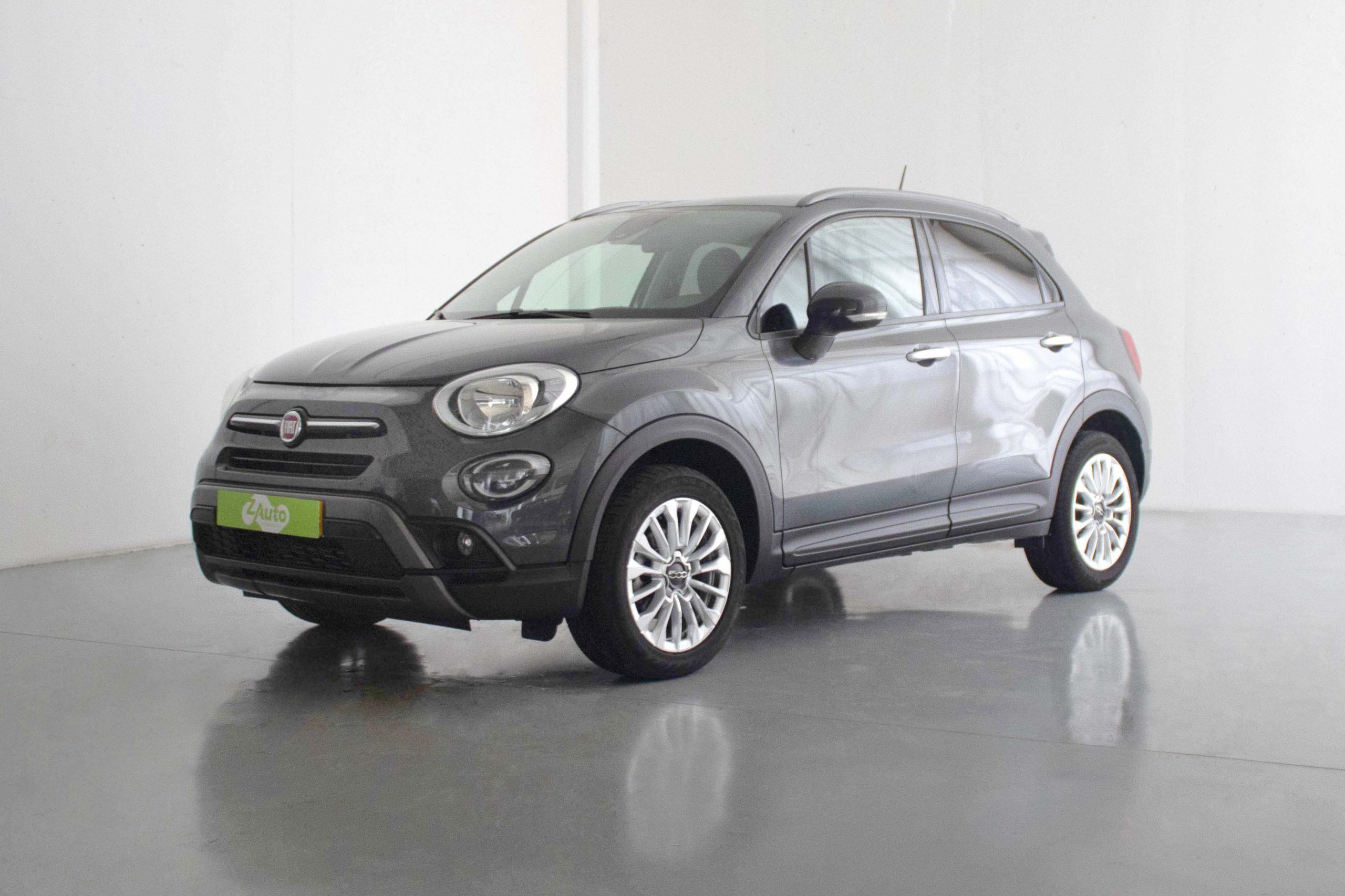 O Fiat 500X Cross é o carro ideal para lhe simplificar a vida. Encontre-o na Z Auto - Grupo Lizauto, em Leiria